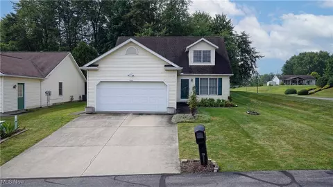 3192 Shawnee Trl, Ravenna, OH 44266