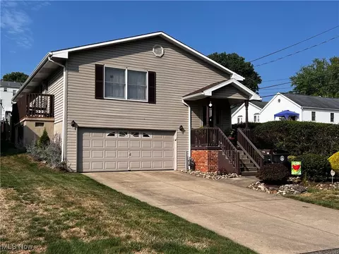 427 Rosslyn Blvd, Steubenville, OH 43952