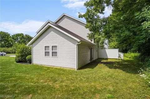 4222 Pine Dr, Rootstown, OH 44272 photo 9