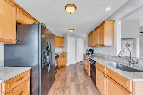 Kitchen - 218 Granger Dr, Lagrange, OH 44050 photo 3 of 3