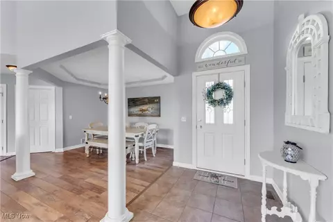 Entry Way - 218 Granger Dr, Lagrange, OH 44050 photo 2 of 3