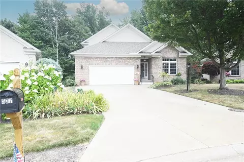 527 Cheswyck Ct, Copley, OH 44321