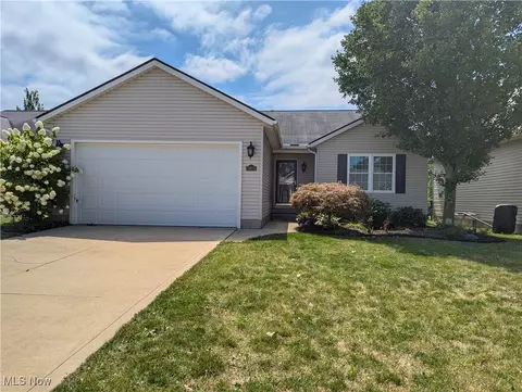 37625 Sandy Ridge Dr, North Ridgeville, OH 44039