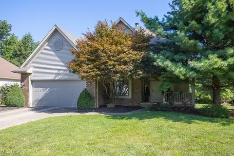 19742 Stoughton Dr, Strongsville, OH 44149