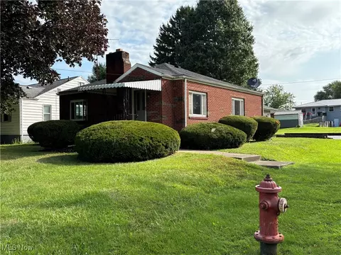 2020 Lisbon, East Liverpool, OH 43920
