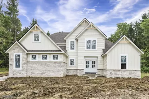 3651 Thomas Lincoln Pkwy, Medina, OH 44256