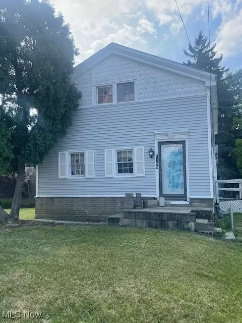 1158 Pearl Rd, Brunswick, OH 44212