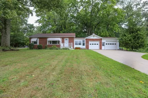 2239 Erie St, Kent, OH 44240