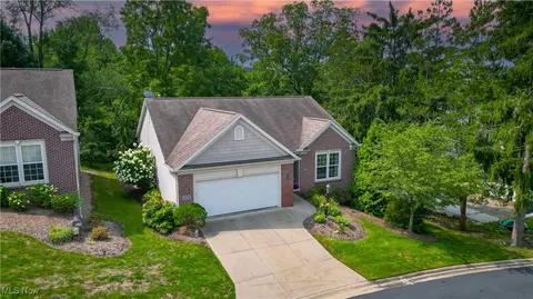 630 Durkin Way SW, North Canton, OH 44720