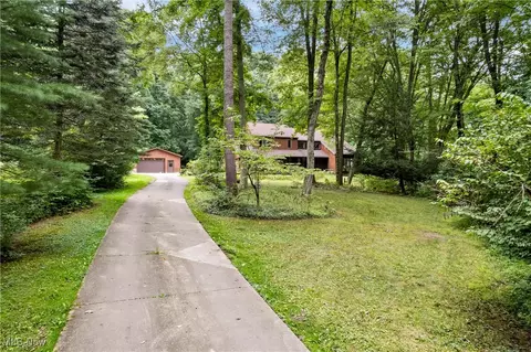 7098 Taylor Rd, Clinton, OH 44216