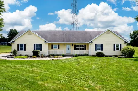 2432 Moser Rd, Dalton, OH 44618
