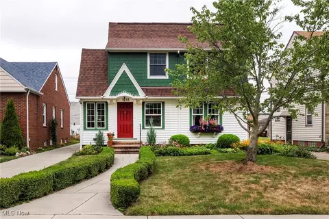 1218 Brookview Blvd, Parma, OH 44134