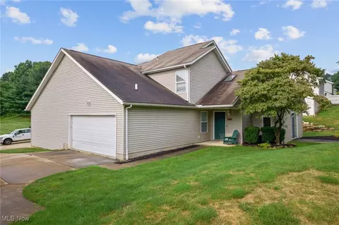 217 N Thomas Rd, Tallmadge, OH 44278