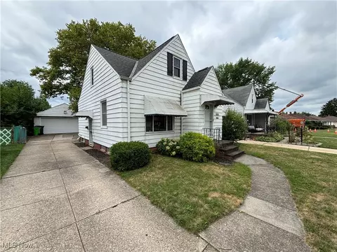 12336 Orme Rd, Garfield Heights, OH 44125 photo 24
