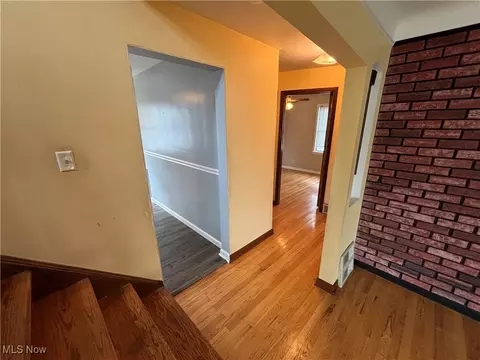 12336 Orme Rd, Garfield Heights, OH 44125 photo 6