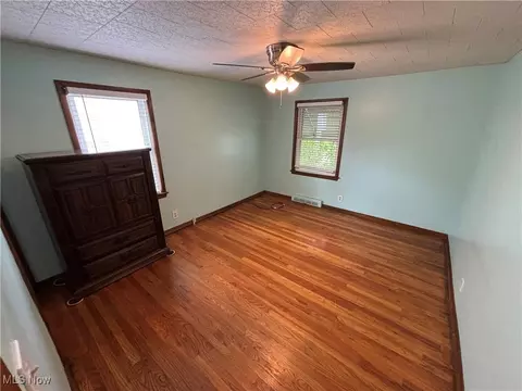 12336 Orme Rd, Garfield Heights, OH 44125 photo 9