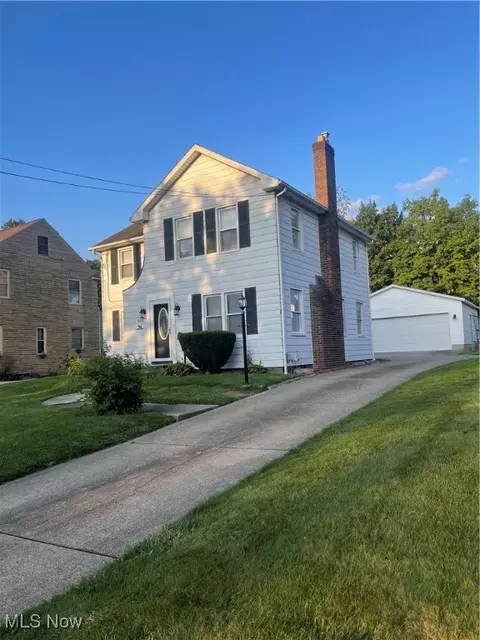 855 Packard Dr, Akron, OH 44320 photo 22