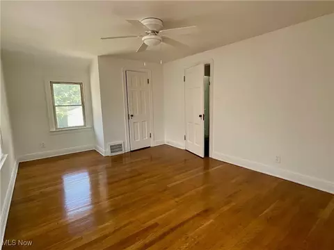855 Packard Dr, Akron, OH 44320 photo 11