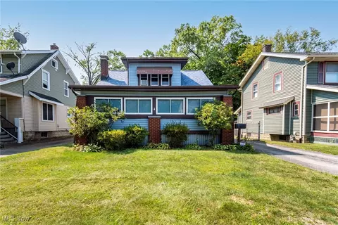 4302 Helena Ave, Youngstown, OH 44512