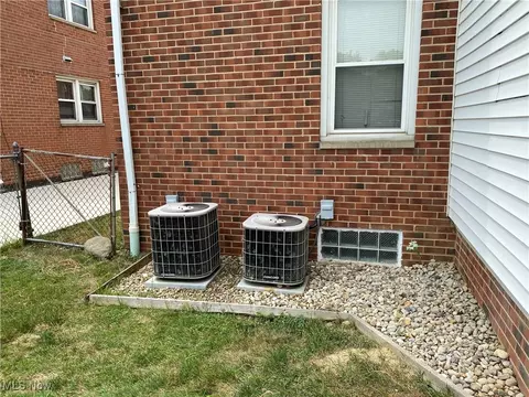 673 Babbitt Rd, Euclid, OH 44123 photo 31