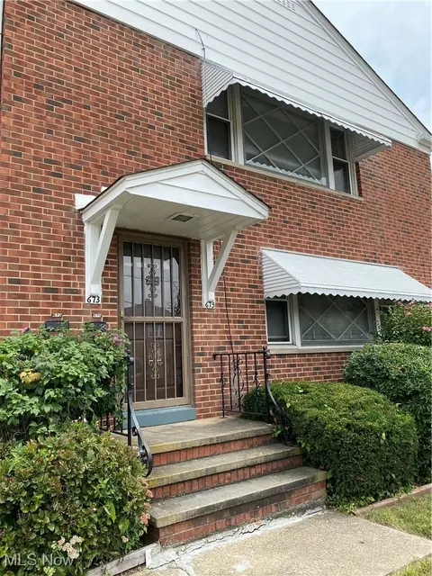 673 Babbitt Rd, Euclid, OH 44123 photo 3