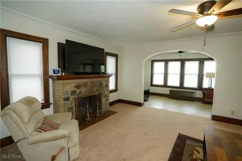 Living - 336 Harter Ave NW, Canton, OH 44708 photo 2 of 4