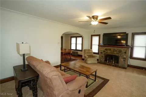 Living - 336 Harter Ave NW, Canton, OH 44708 photo 3 of 4