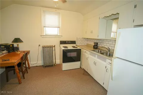Kitchen - 336 Harter Ave NW, Canton, OH 44708 photo 4 of 4