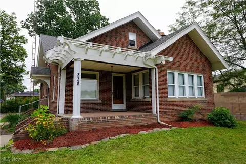 Exterior - 336 Harter Ave NW, Canton, OH 44708 photo 3 of 7
