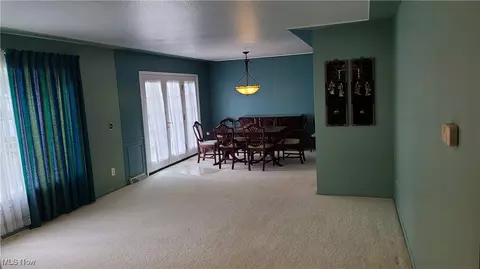 177 Buckingham Dr, Elyria, OH 44035 photo 5