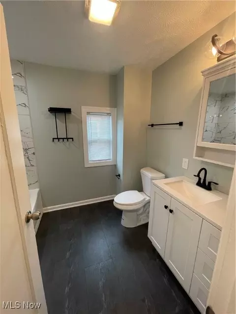 Bath - 5183 Thomas St, Maple Heights, OH 44137 photo 1 of 6