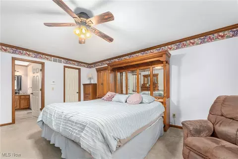 Bedroom - 2114 Longfellow St NE, Canton, OH 44721 photo 5 of 6