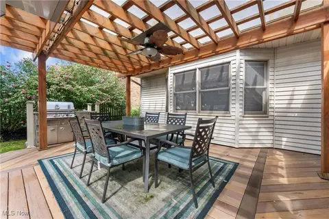 Exterior - 2114 Longfellow St NE, Canton, OH 44721 photo 5 of 12