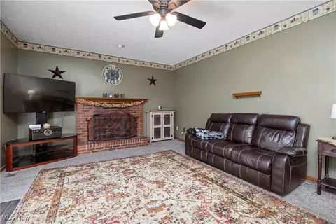 514 Hampton Dr, Elyria, OH 44035 photo 22