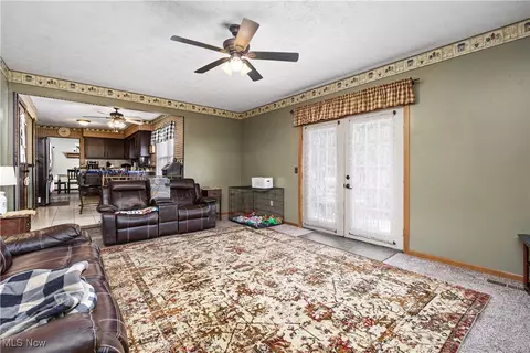 514 Hampton Dr, Elyria, OH 44035 photo 24