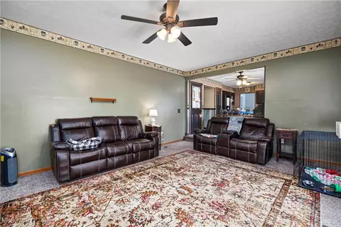 514 Hampton Dr, Elyria, OH 44035 photo 23