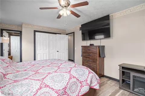 514 Hampton Dr, Elyria, OH 44035 photo 31
