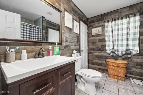 514 Hampton Dr, Elyria, OH 44035 photo 36