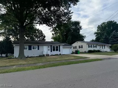 309 S Fairview Ave, Dover, OH 44663