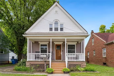 323 W 28 St, Lorain, OH 44055