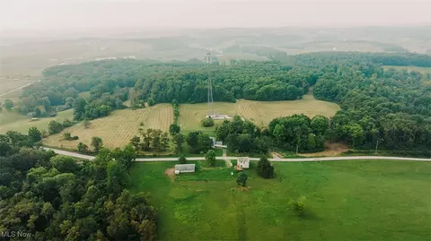 Marble Road Ne, Kensington, OH 44427