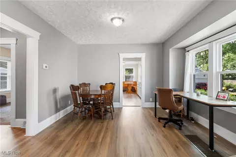 137 Hamilton St, Elyria, OH 44035 photo 6