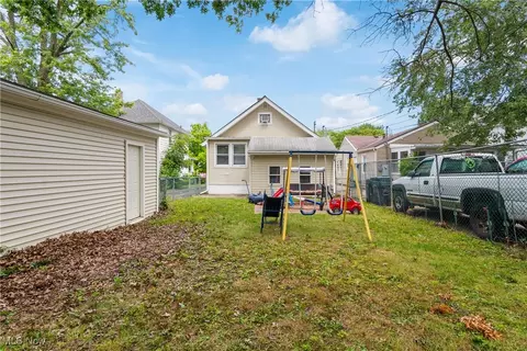 137 Hamilton St, Elyria, OH 44035 photo 28