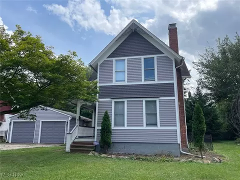 8404 Tioga Ave, Cleveland, OH 44105