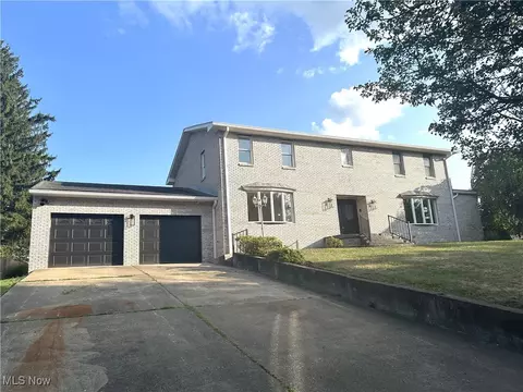 30 N Ridge Rd, Martins Ferry, OH 43935
