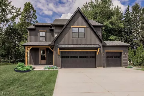 29028 W Brockway Dr, Westlake, OH 44145