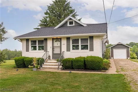 1717 Baum St SE, Canton, OH 44707