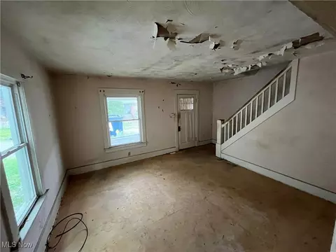 Living - 2422 6th St NW, Canton, OH 44708 photo 1 of 4