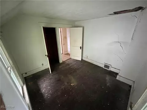 Bedroom - 2422 6th St NW, Canton, OH 44708 photo 3 of 4