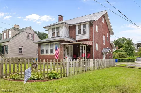 2121 Saint Clair Ave, East Liverpool, OH 43920